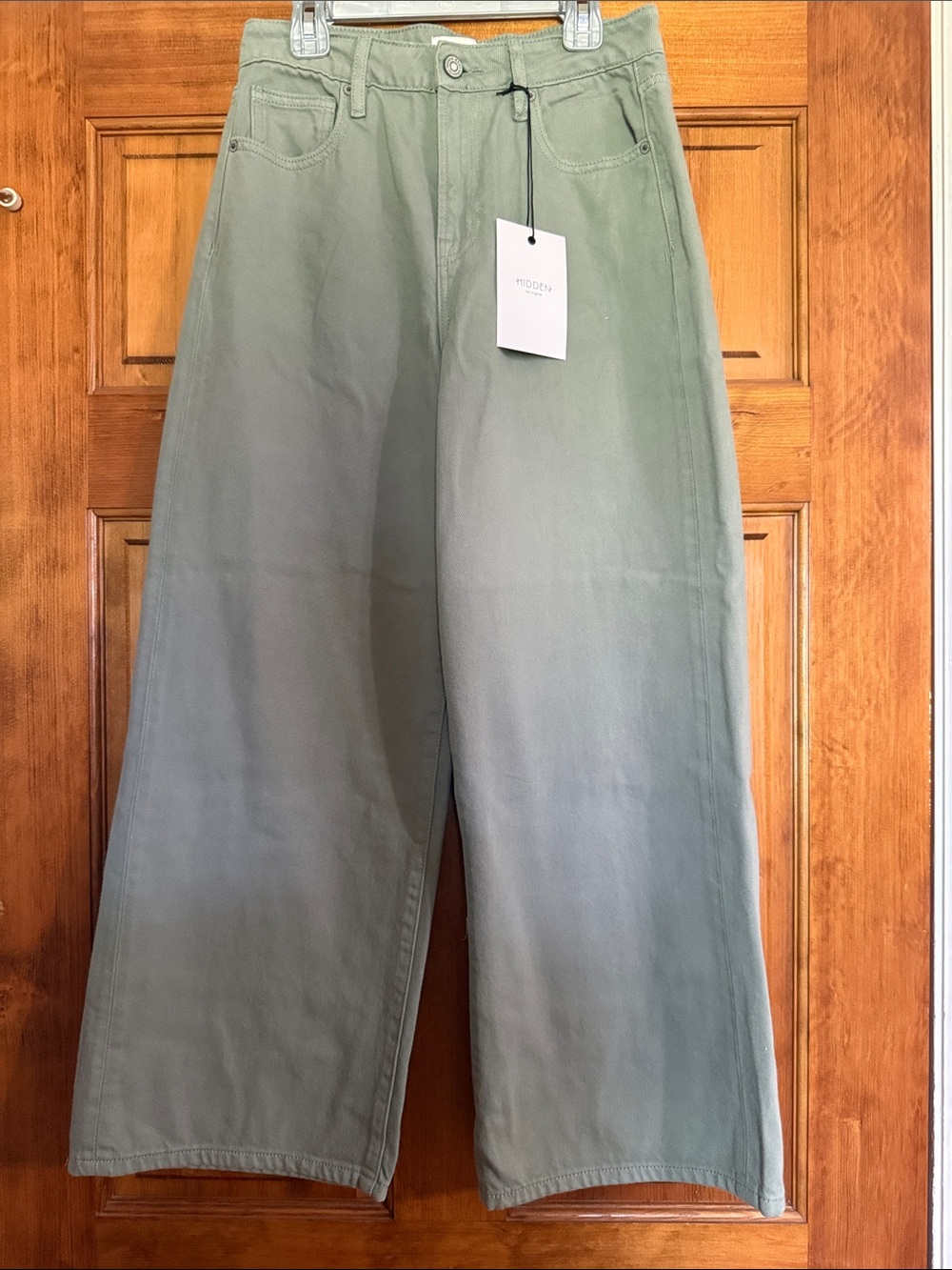 Wide-Leg Ankle Jeans in Sage Green by Hidden
